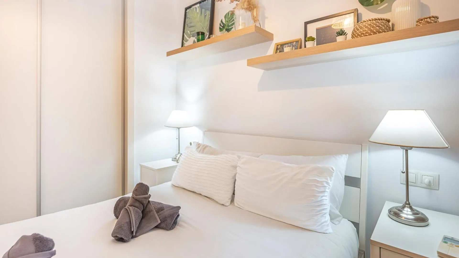 Cozy 1 Bedroom Apartment With 2 Pools & Tennis Court 마르베야