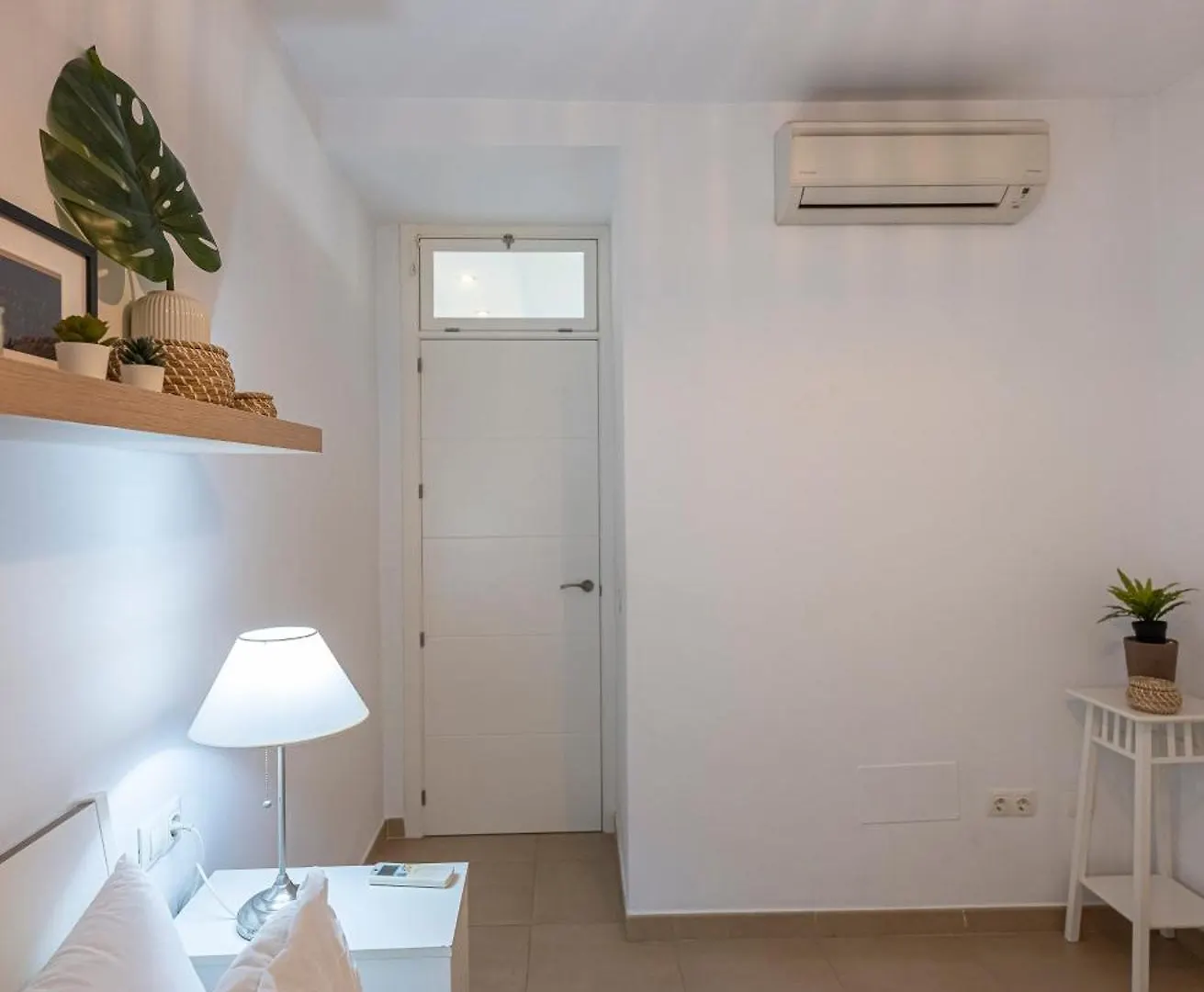 Cozy 1 Bedroom Apartment With 2 Pools & Tennis Court 마르베야