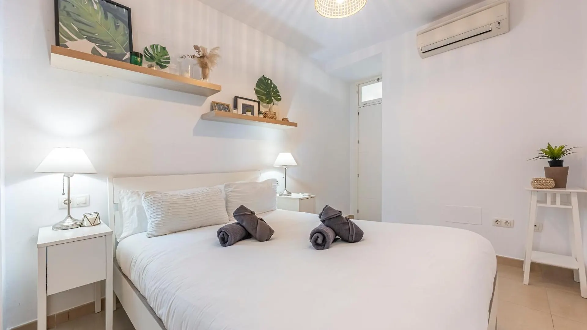 Cozy 1 Bedroom Apartment With 2 Pools & Tennis Court 마르베야